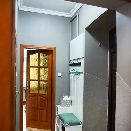 Cozy Apartment, 5mins To Opera Apartment *