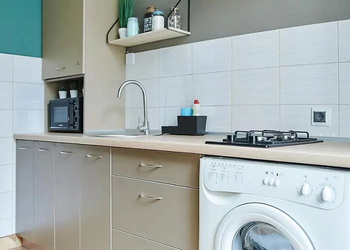 Cozy Apartment, 5mins To Opera Апартаменты